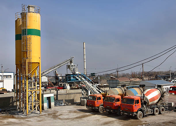Centrale à béton avec camion malaxeur